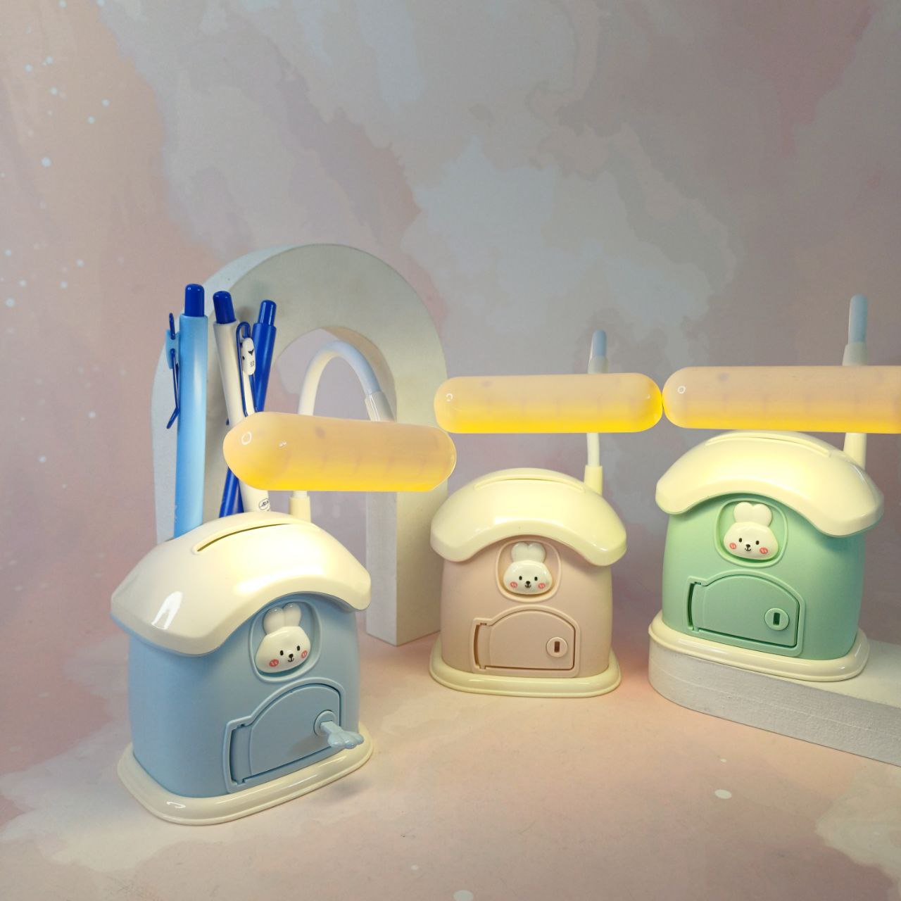 چراغ مطالعه و قلک طرح کلبه